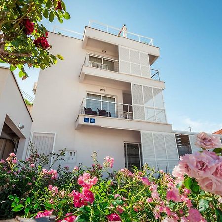 Apartmani Gelo クレック エクステリア 写真