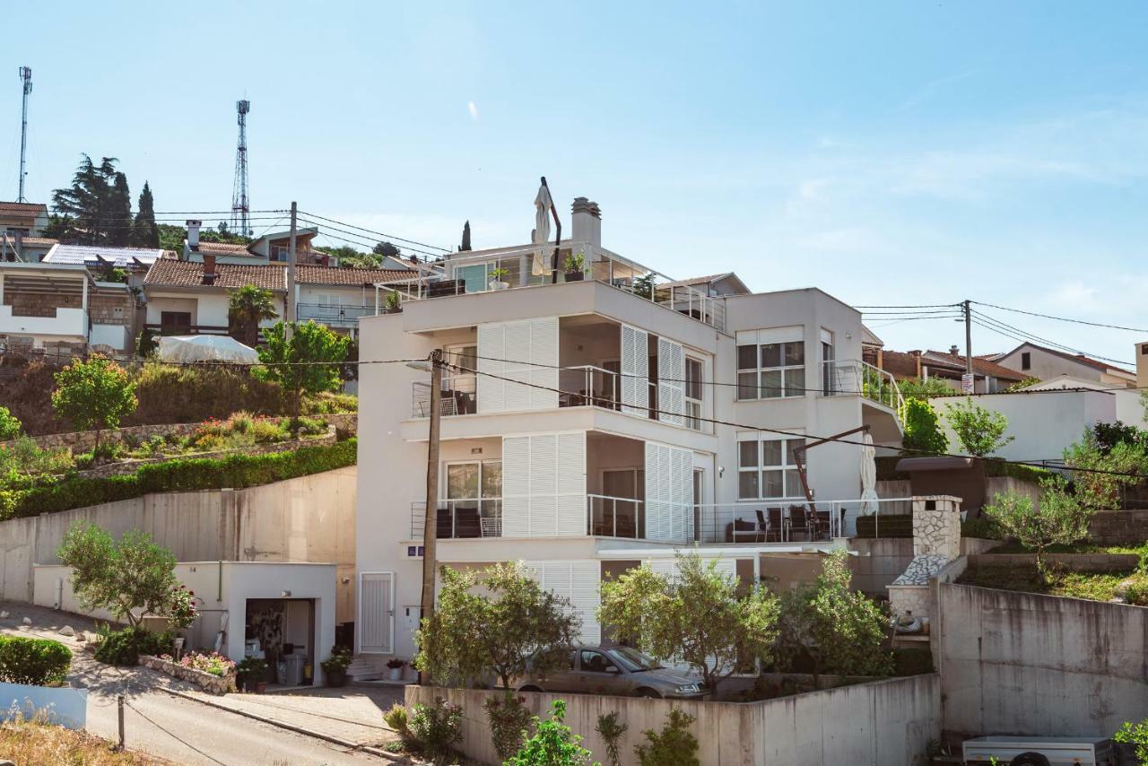 Apartmani Gelo クレック エクステリア 写真