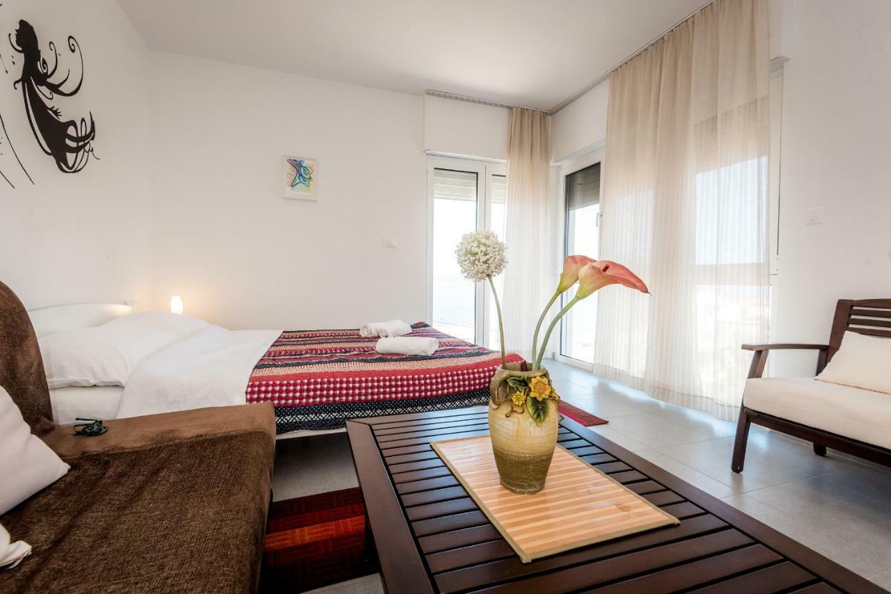 Apartmani Gelo クレック エクステリア 写真