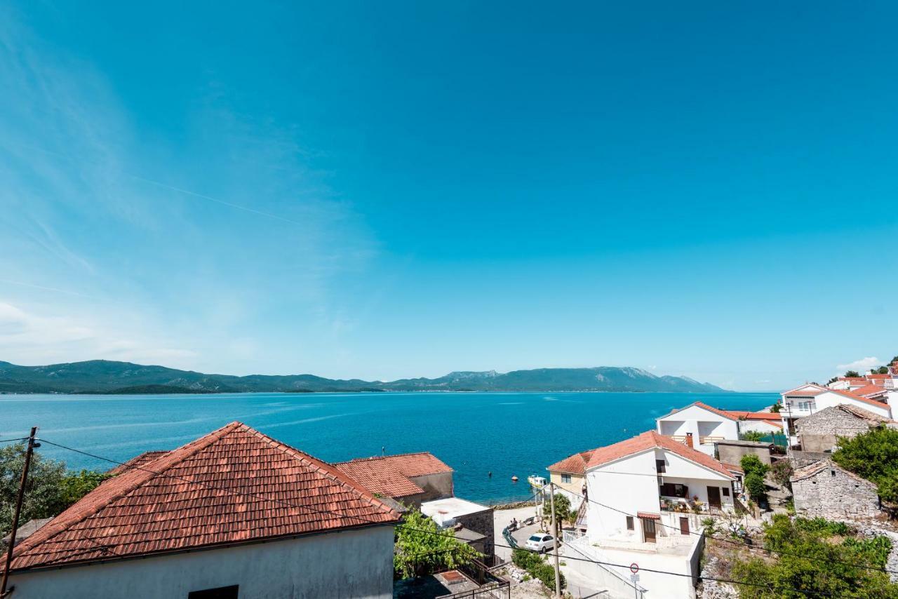 Apartmani Gelo クレック エクステリア 写真