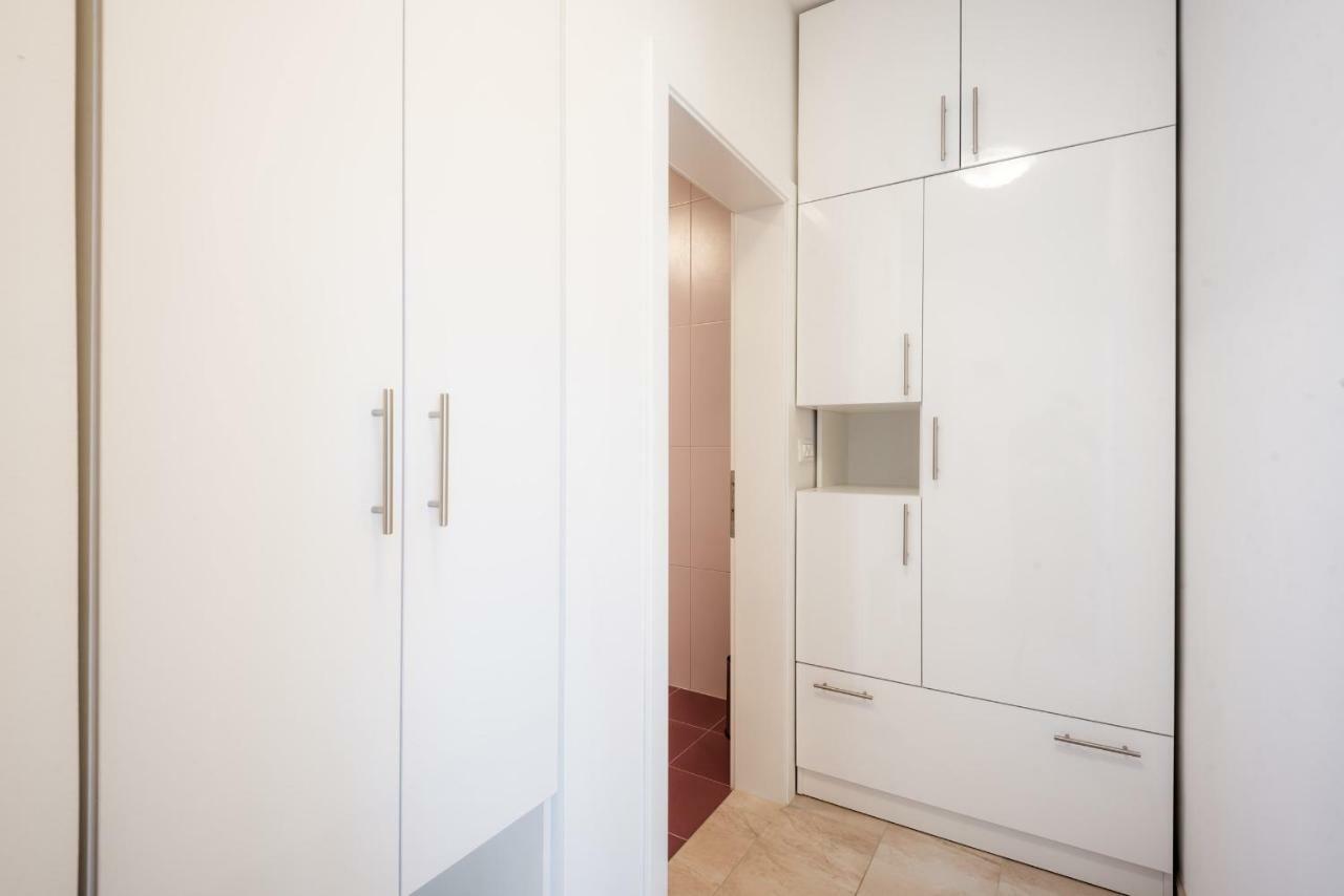 Apartmani Gelo クレック エクステリア 写真